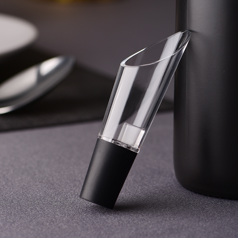 Nalewak do wina Karafka napowi – Wine Aerator Pour recenzja i cena
